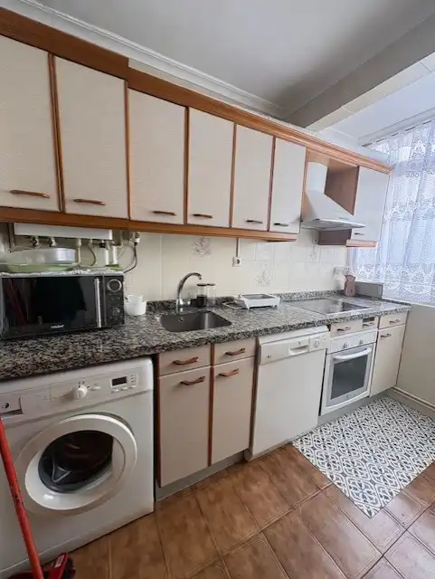 Cuina de Pis en venda en Valladolid amb Calefacció i Terrassa