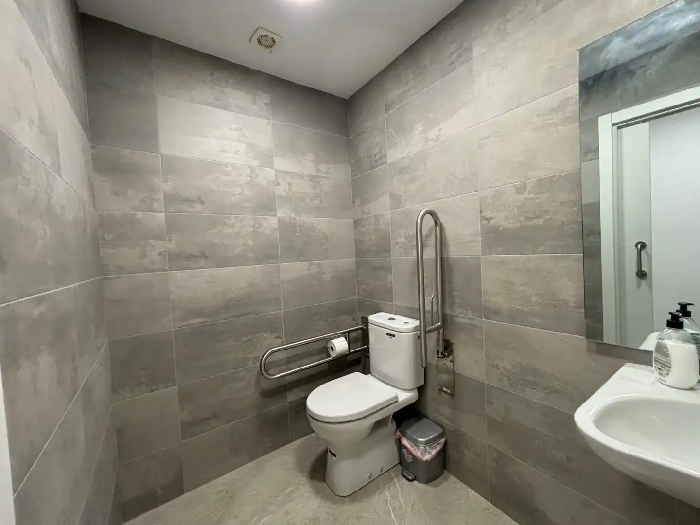 Local comercial en venta en Carrer VILLARROEL, imagen 12