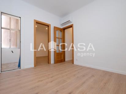 Flat for sale in  Barcelona Capital  with Air Conditioner and Heating