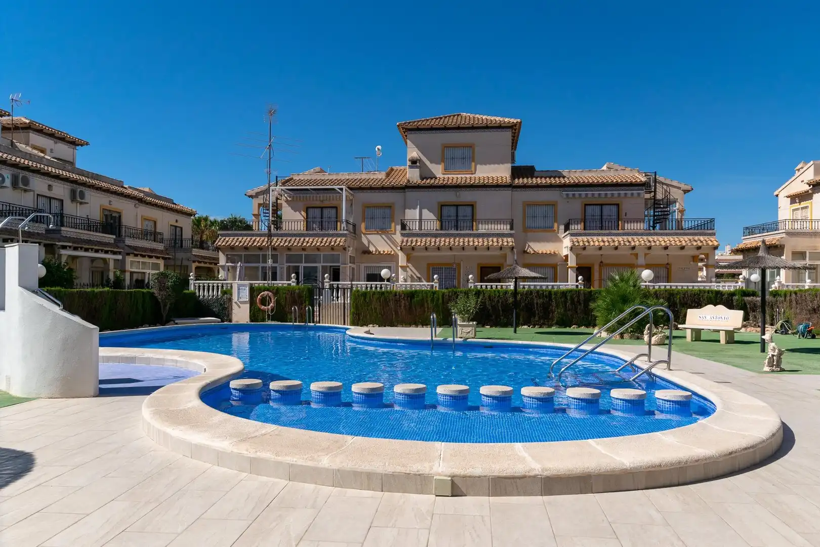 Bungalow avec piscine à vendre à Calle HORIZONTE CL 4, imagen 37