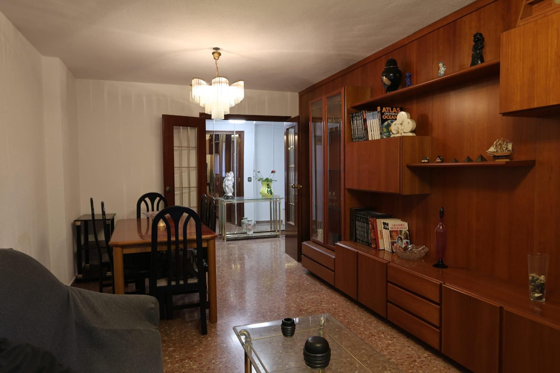 Sala de estar de Piso de alquiler en  Valencia Capital con Aire acondicionado y Balcón