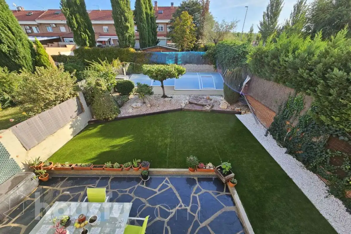 Terraza de Casa o chalet en venta en Rivas-Vaciamadrid con Aire acondicionado, Calefacción y Jardín privado