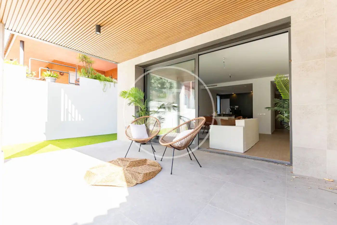 Terrasse von Wohnung zum Verkauf in Sant Cugat del Vallès mit Klimaanlage, Heizung und Privatgarten