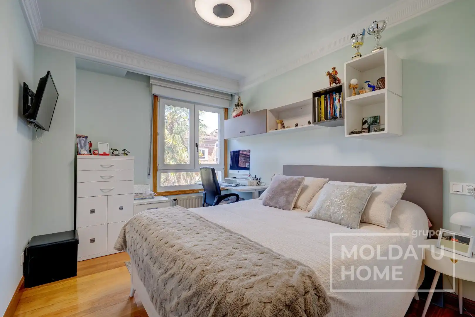 Bedroom of Detached homes for sale in Irun   with Heating, Private garden and Terrace