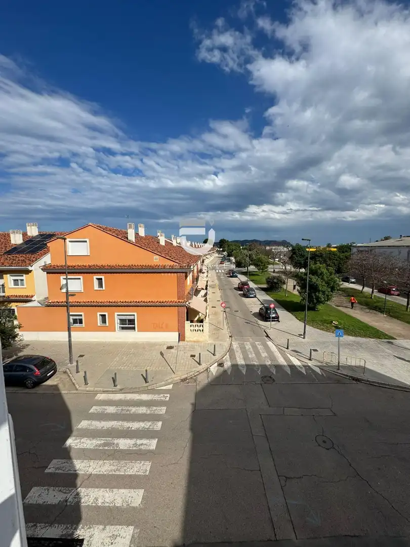 Vista exterior de Pis en venda en Sueca amb Aire condicionat, Moblat i Balcó