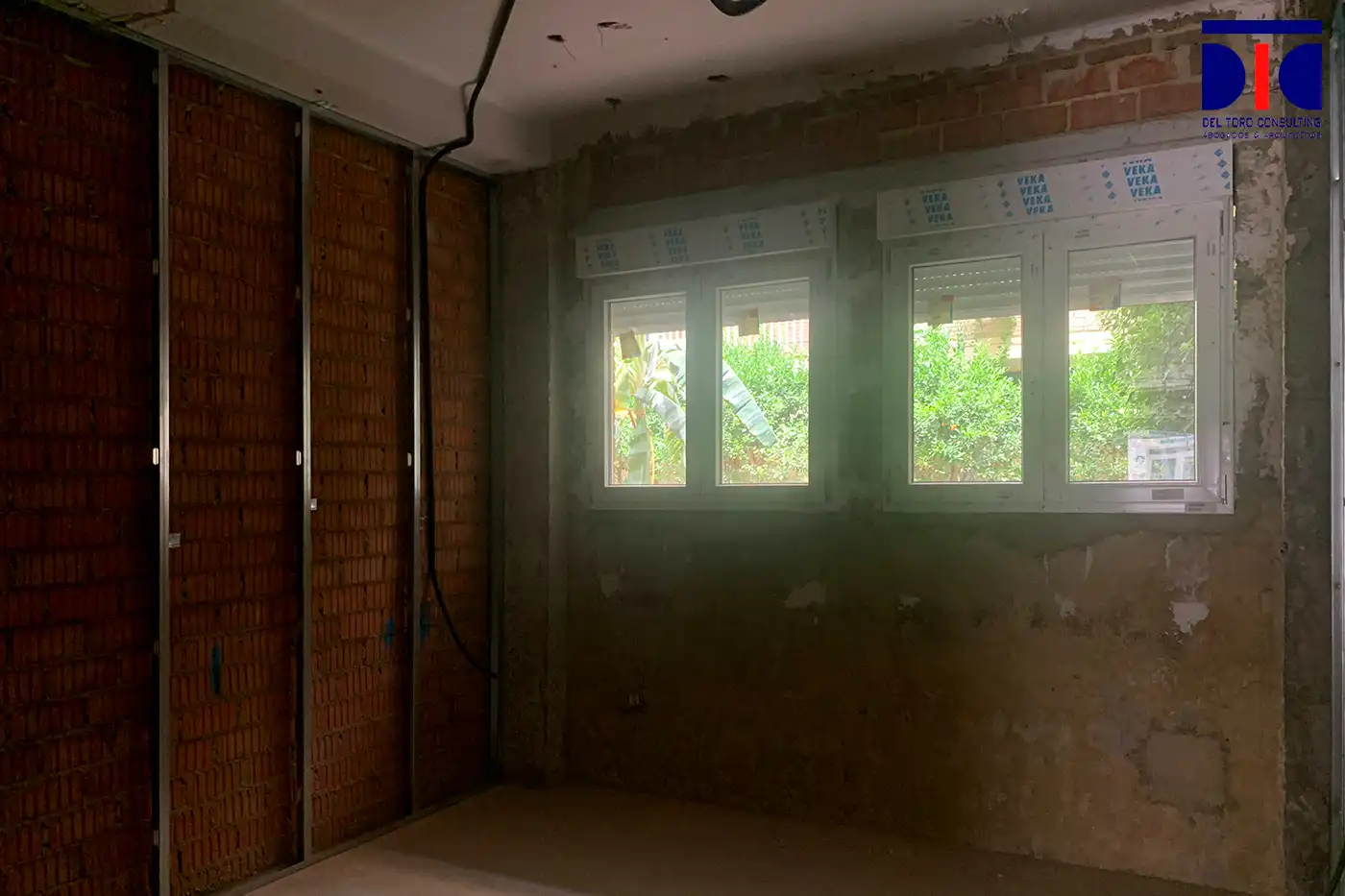 Flat for sale in Sevilla  with Air Conditioner and Heating