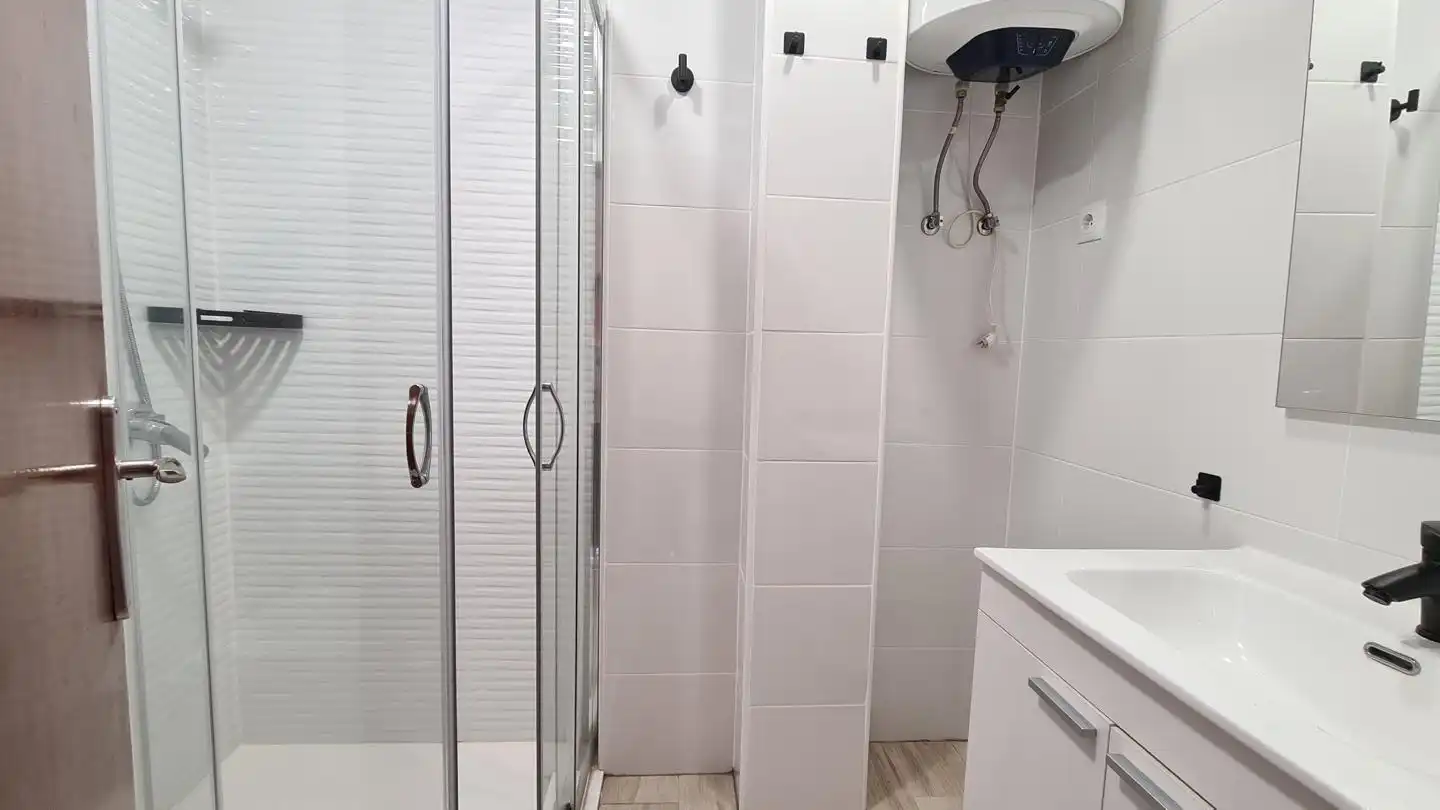 Bany de Casa o xalet en venda en La Adrada  amb Terrassa