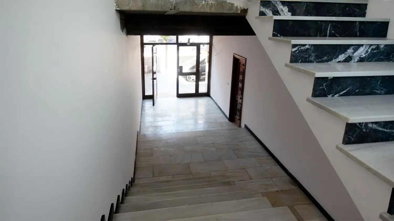 Wohnung zum Verkauf in Salceda de Caselas mit Heizung, Terrasse und Abstellraum