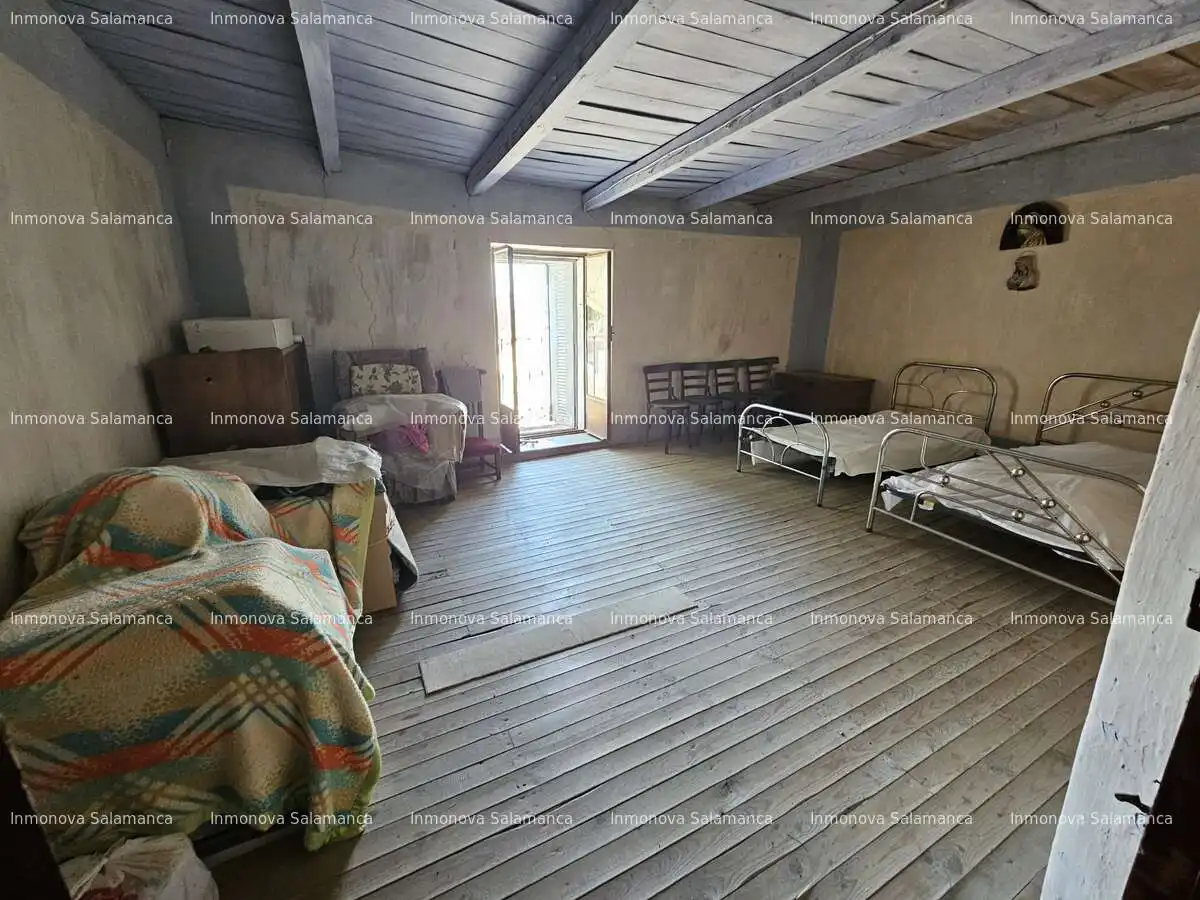 Casa o xalet en venda en Pedrosillo de los Aires amb Calefacció i Balcó