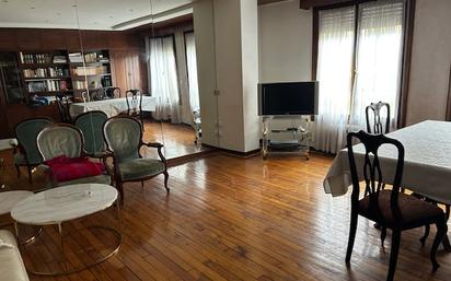 Living room of Flat for sale in Santander  with Heating, Terrace and Furnished