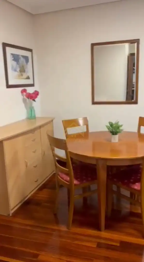 Esszimmer von Wohnung zur Miete in Santander mit Heizung, Parkett und Möbliert