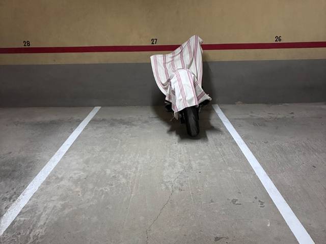 Garaje en Alquiler en Calle Comandante Escribano Ballesteros, 30 en La Roda