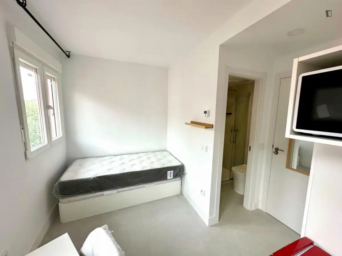 Habitació a Villanueva de la Cañada ciudad