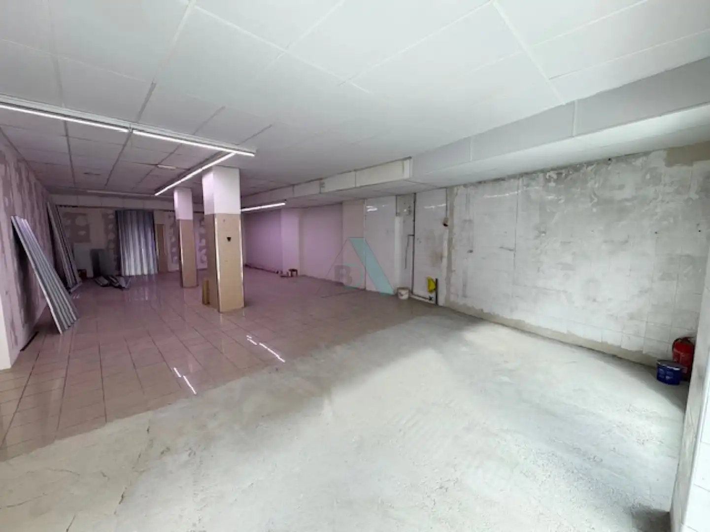Business premises to rent in Llanes - Román Romano, imagen 13