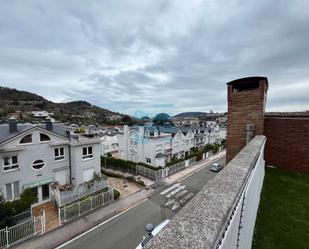 Exterior view of Single-family semi-detached for sale in Donostia - San Sebastián   with Terrace and Swimming Pool