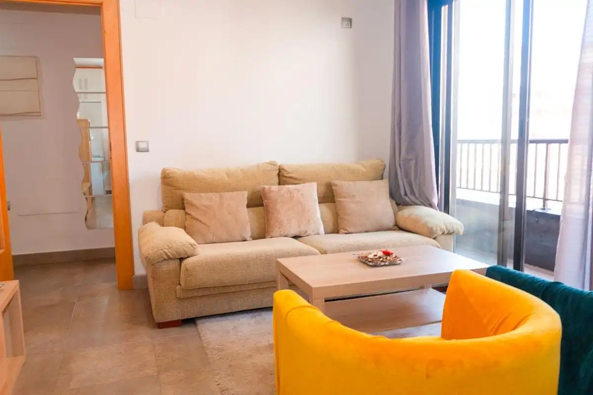Sala de estar de Apartamento en venta en Torrevieja con Terraza y Balcón