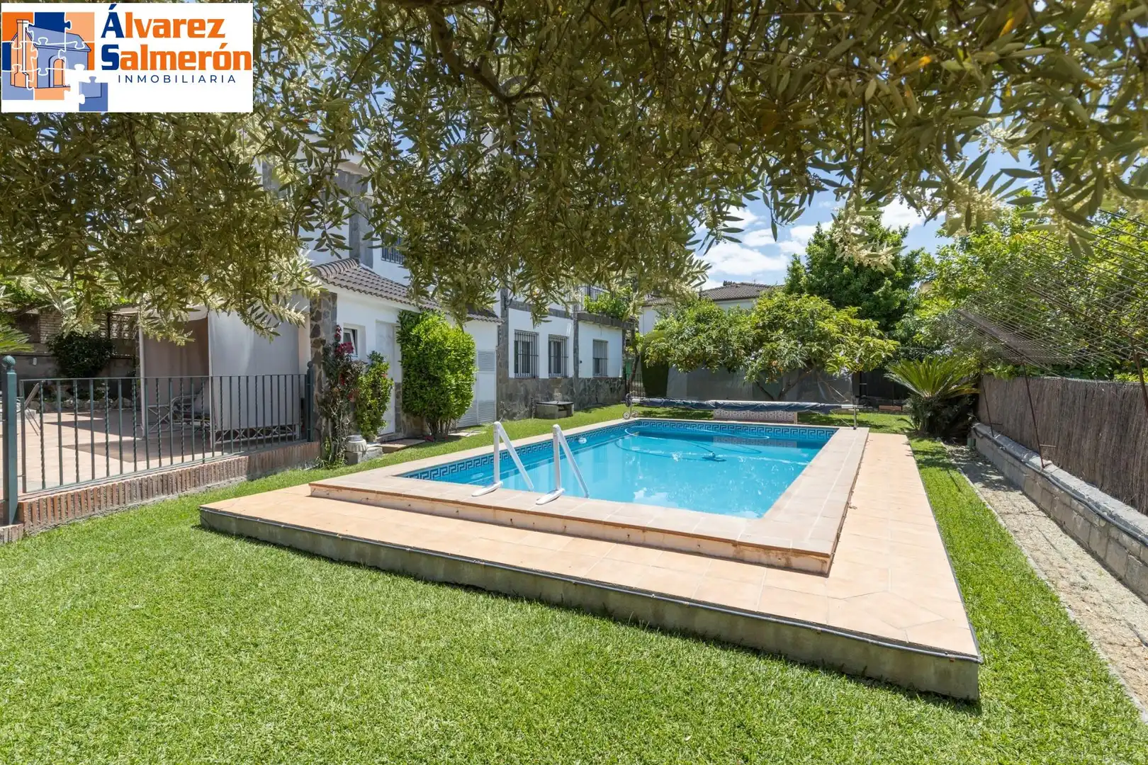 Villa mit Terrasse zum Verkauf in Calle Calle Borgoña, imagen 33