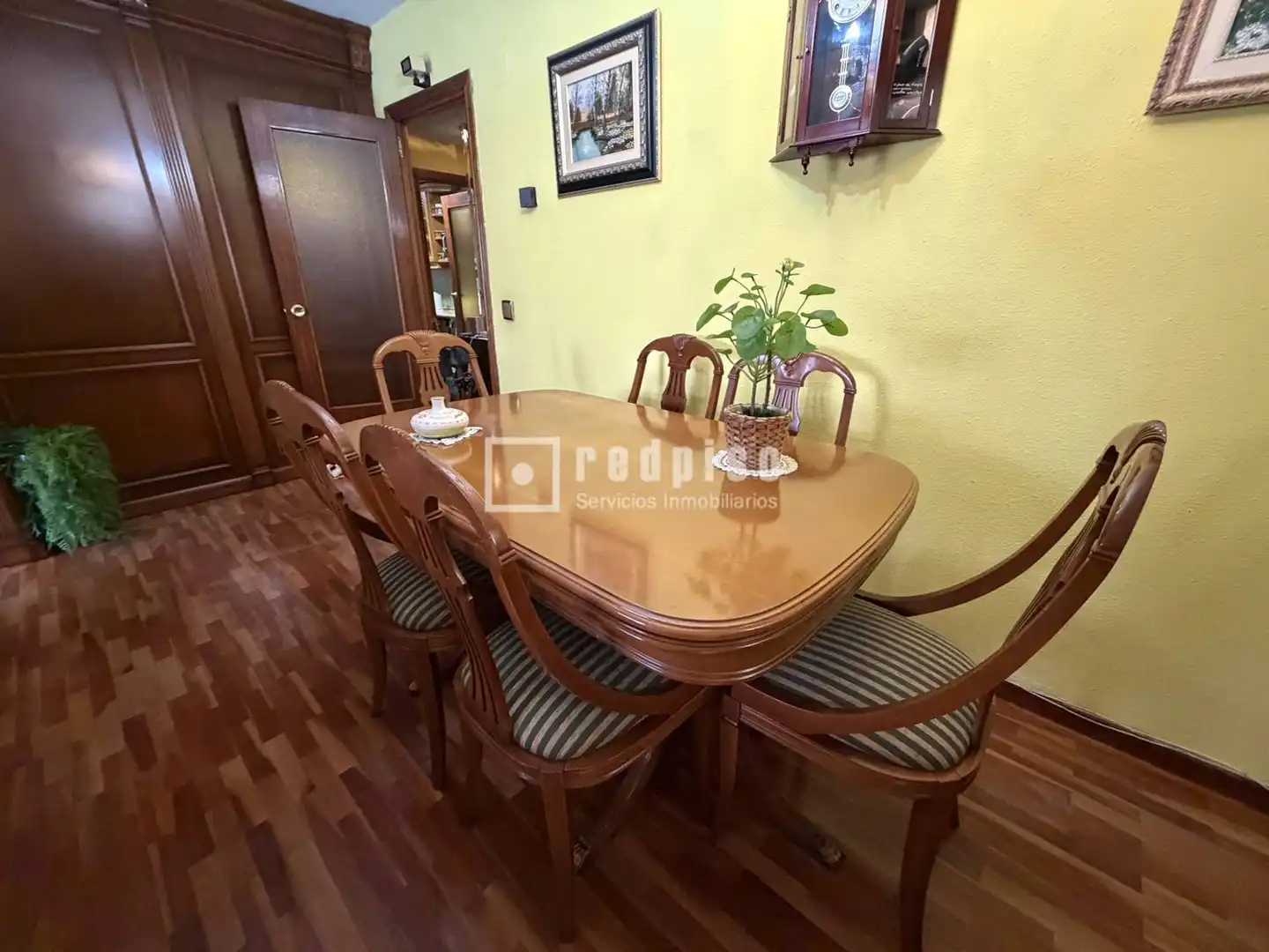 Comedor de Piso en venta en Madrid con Calefacción, Parquet y Terraza
