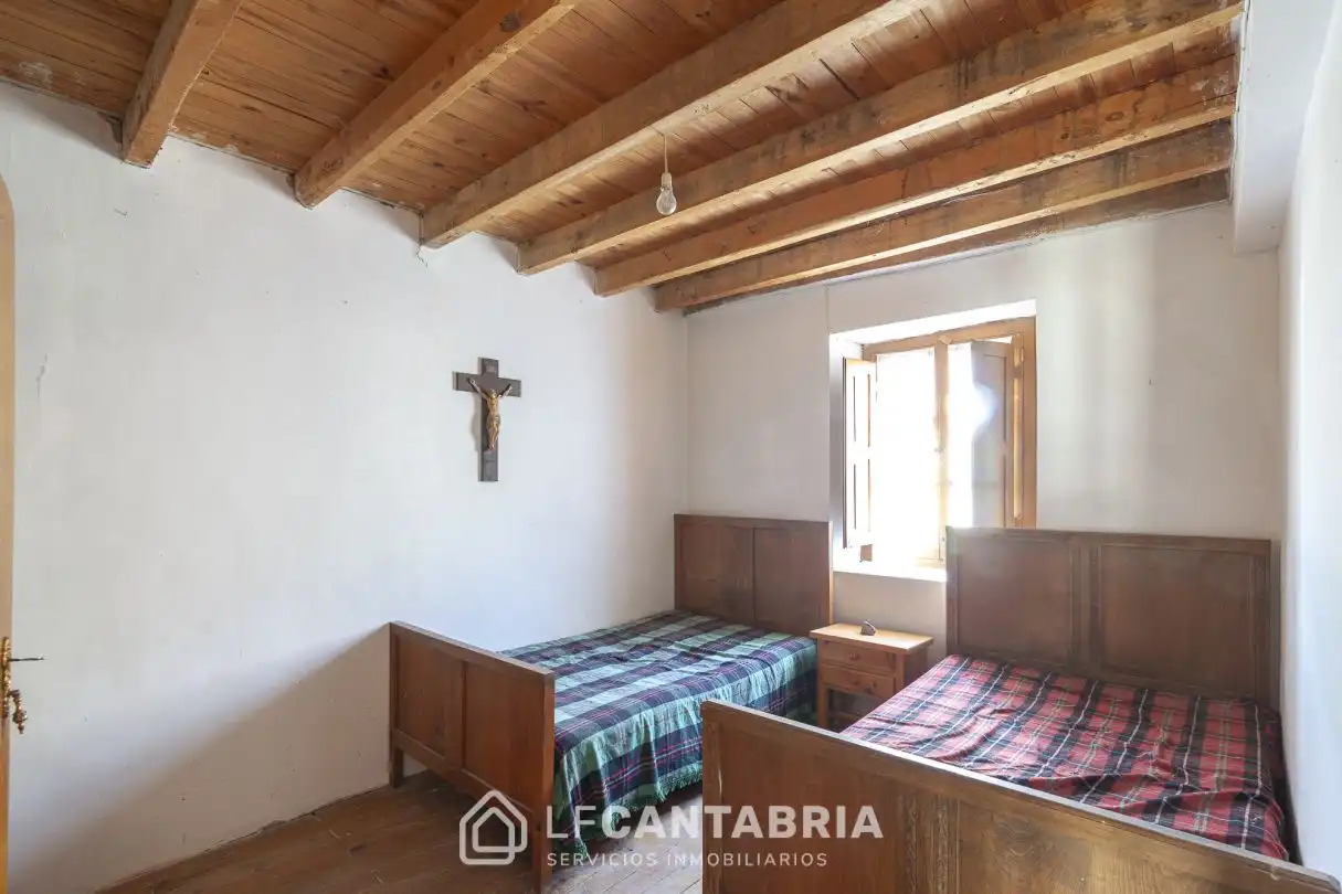 Bedroom of Houses for sale in Vega de Liébana