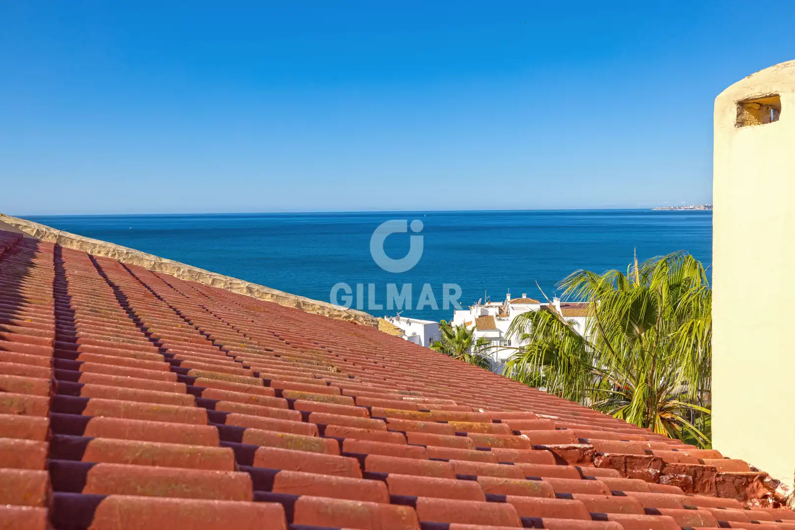 Außenansicht von Wohnung zum Verkauf in Benalmádena mit Heizung, Privatgarten und Abstellraum