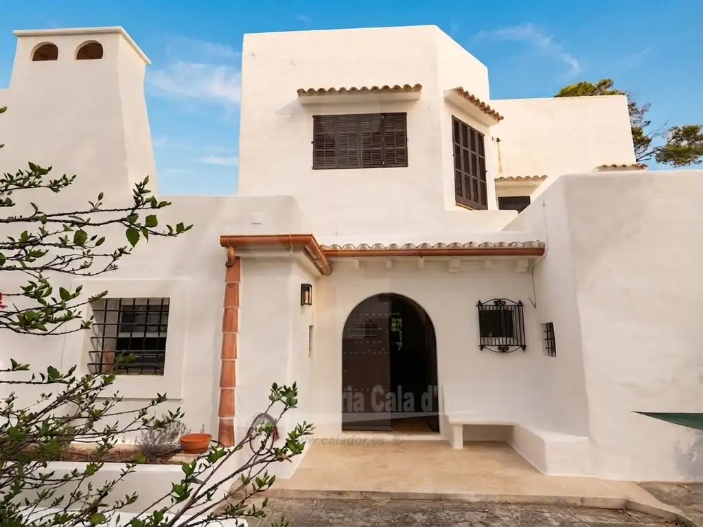 Vista exterior de Casa o xalet en venda en Santanyí amb Aire condicionat, Jardí privat i Piscina