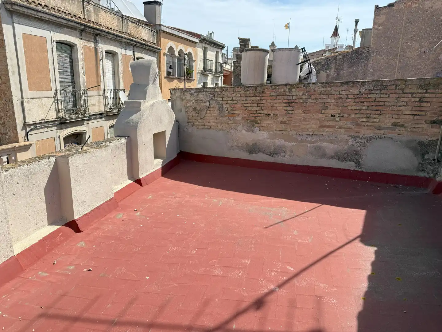 Terrasse von Einfamilien-Reihenhaus zum Verkauf in Bellvei