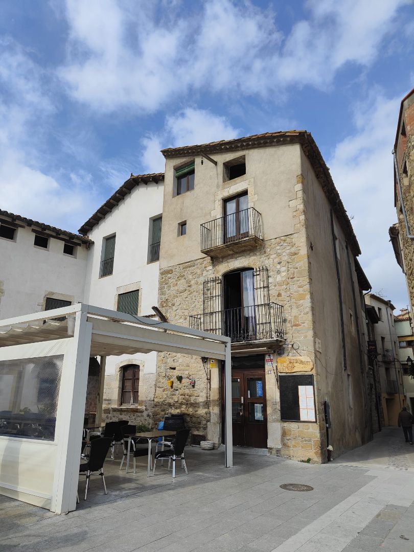 Exterior view of Country house for sale in Besalú  with Air Conditioner and Balcony