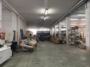 Nau industrial en venda a Carrer Energia