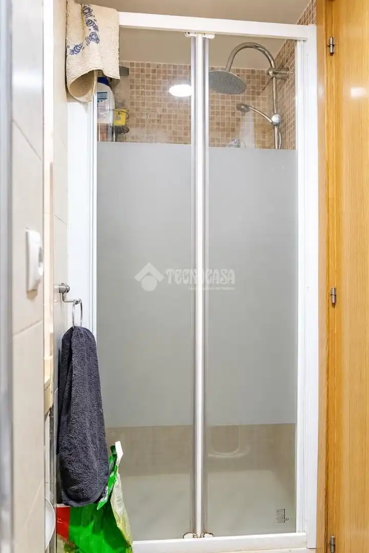 Schlafzimmer von Wohnung zum Verkauf in Madrid mit Klimaanlage, Heizung und Terrasse