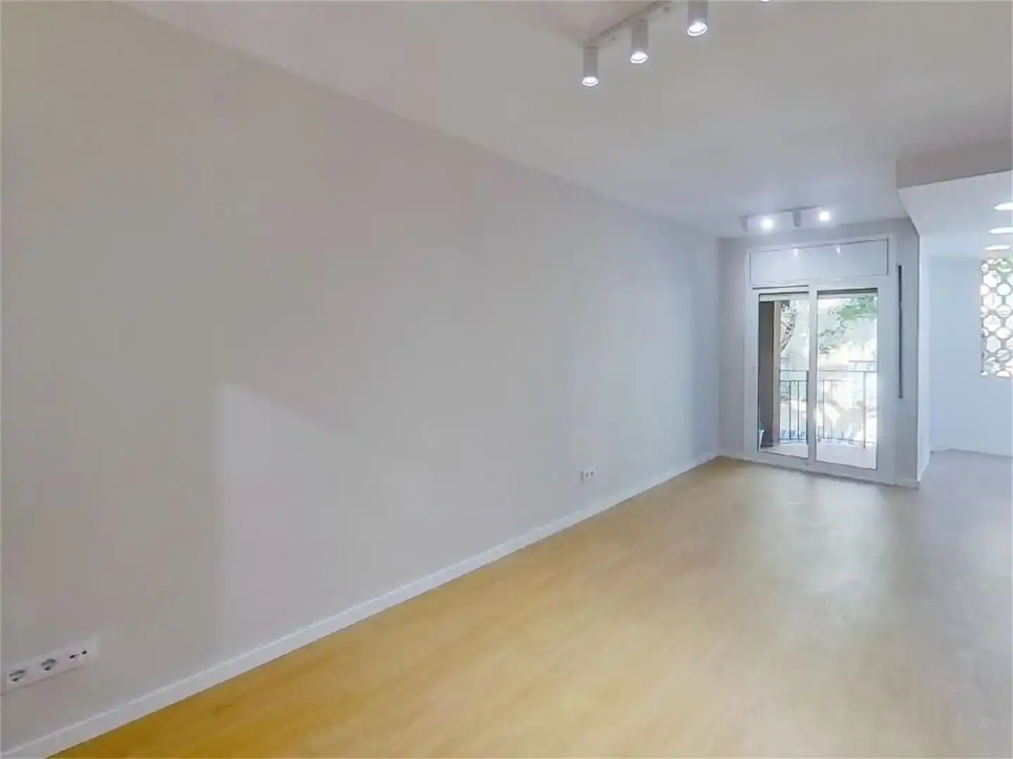 Piso en venta en Mataró con Parquet y Balcón