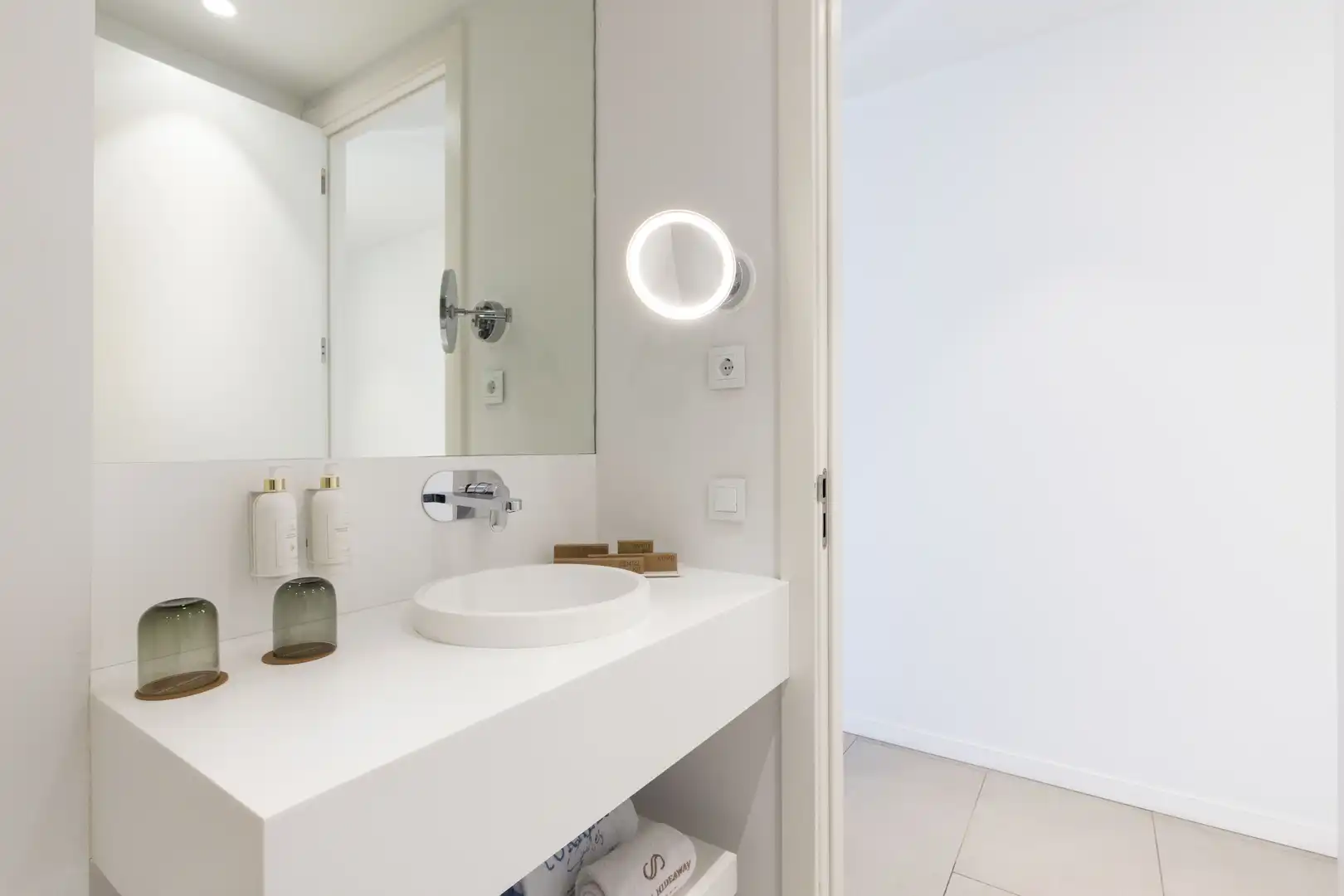 Baño de Piso en venta en Adeje con Aire acondicionado, Terraza y Trastero