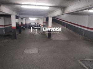 Foto 4 de Garatge en venda a Calle del Cine, Campamento, Madrid