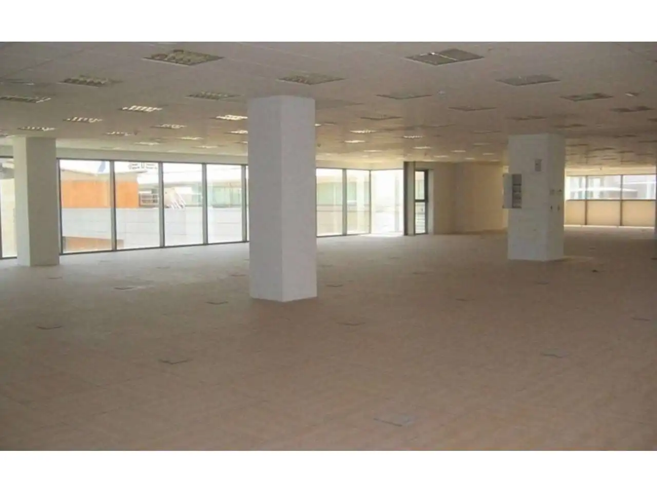 Büro zur Miete in Alcorcón mit Klimaanlage, Heizung und Alarm
