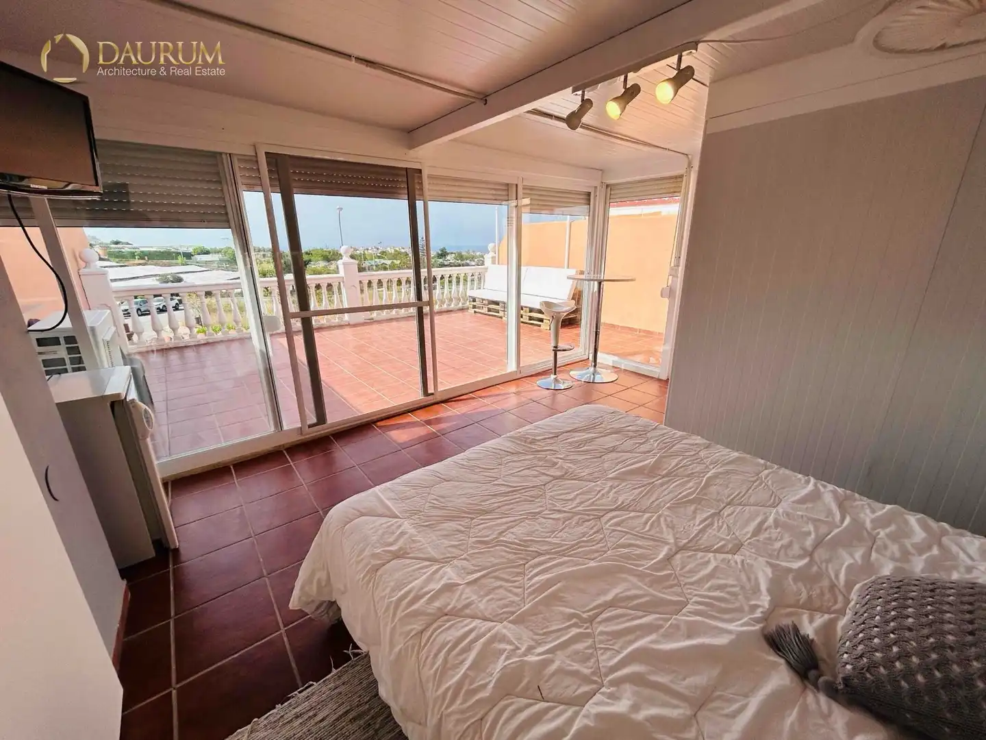 Schlafzimmer von Einfamilien-Reihenhaus zum Verkauf in Torrox mit Klimaanlage, Heizung und Privatgarten