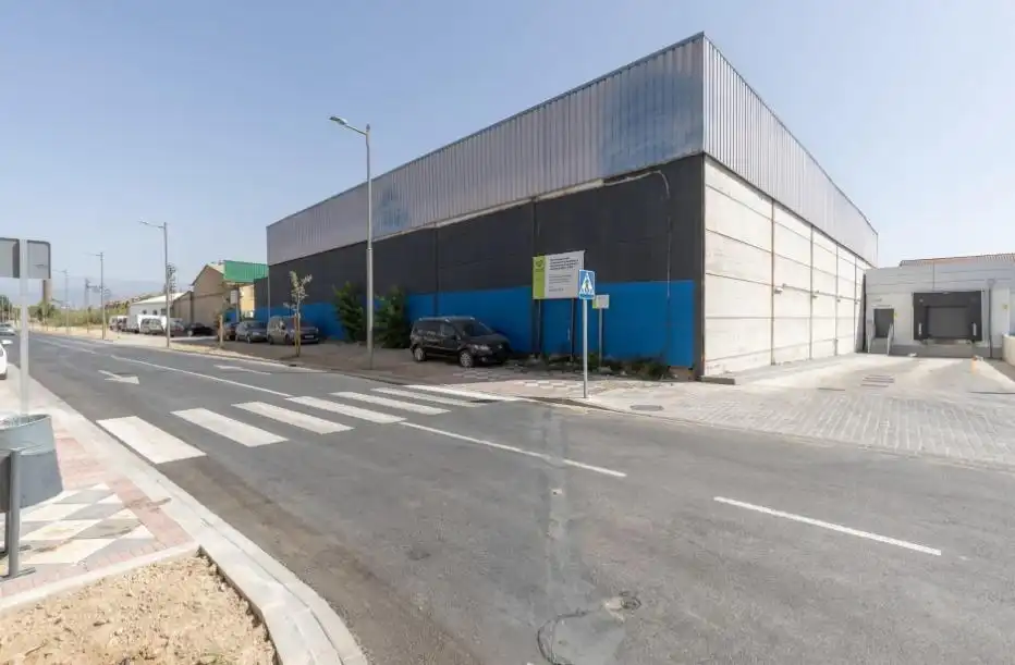 Nave industrielle à vendre à Carretera Carretera Pinos Puente, imagen 2