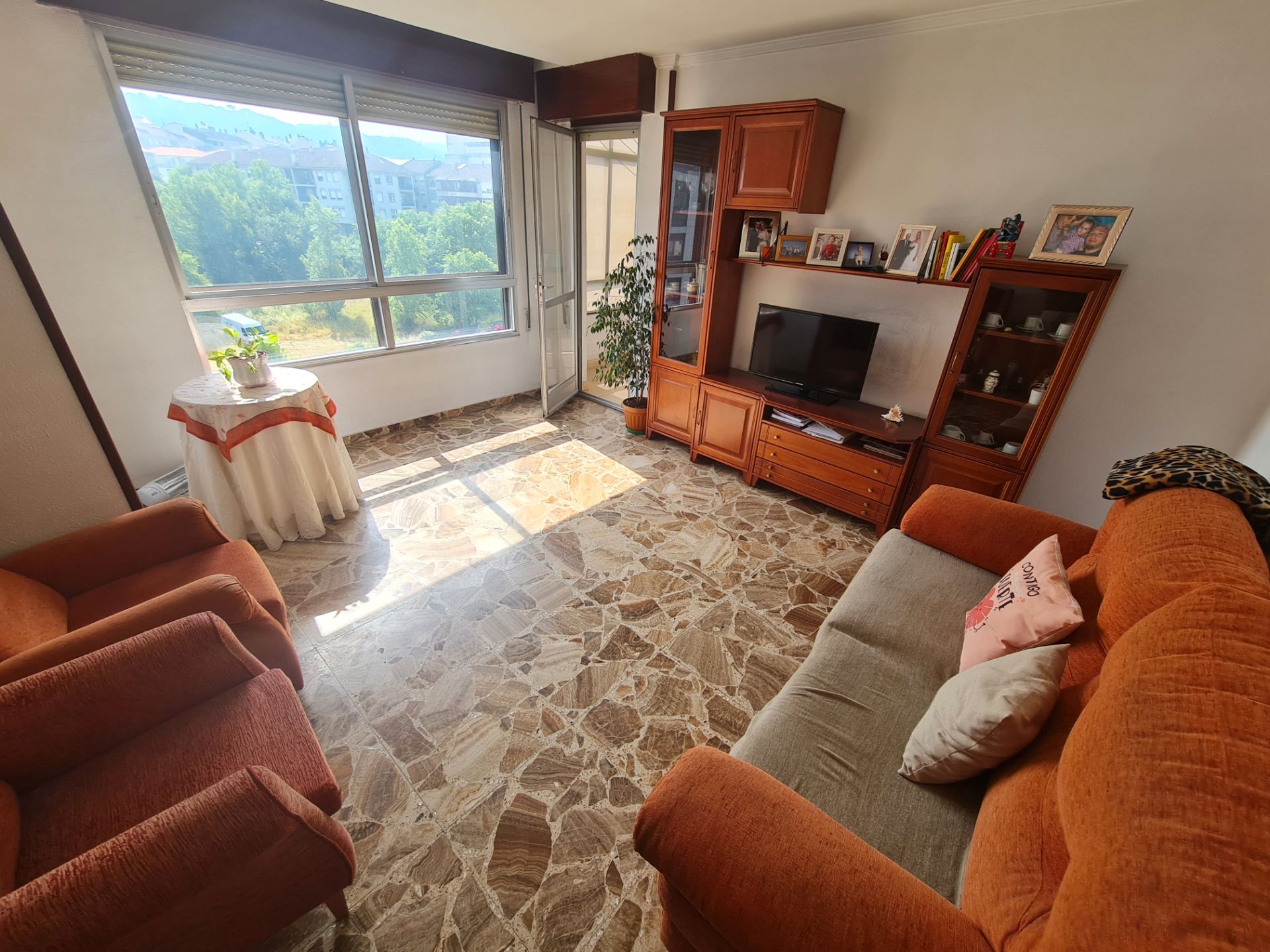 Living room of Flat to rent in Ourense Capital   with Heating and Furnished
