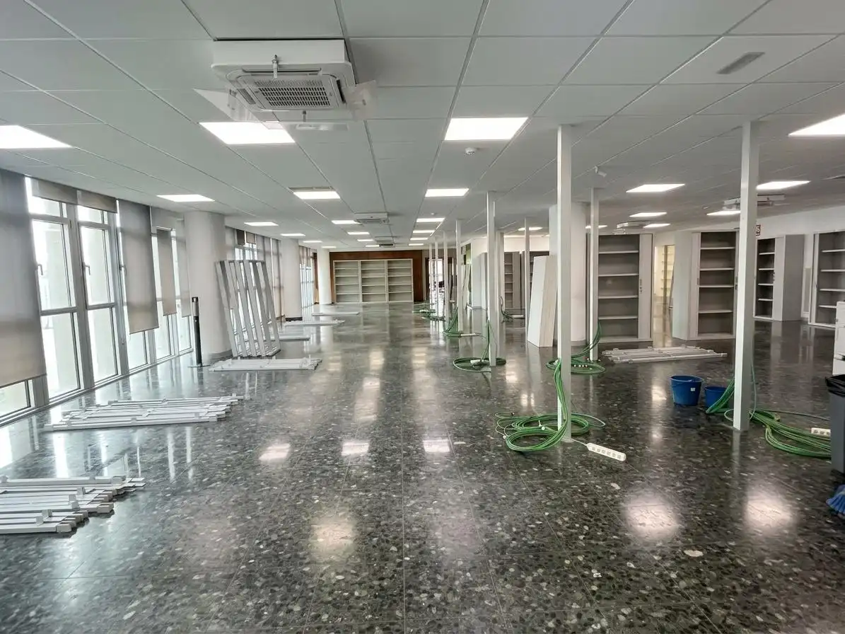 Office space with lift for sale in Carrer Carrer Sicília, imagen 10