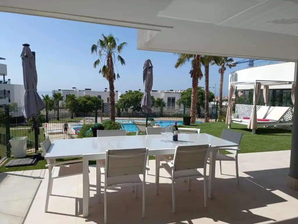 Apartamento de alquiler en VILLAS DEL MEDITERRANEO, 77, Puerto de Estepona
