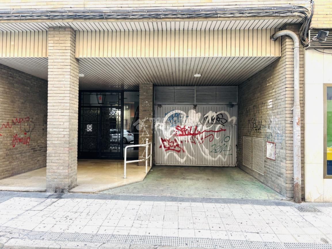 Garatge en venda en  Zaragoza Capital