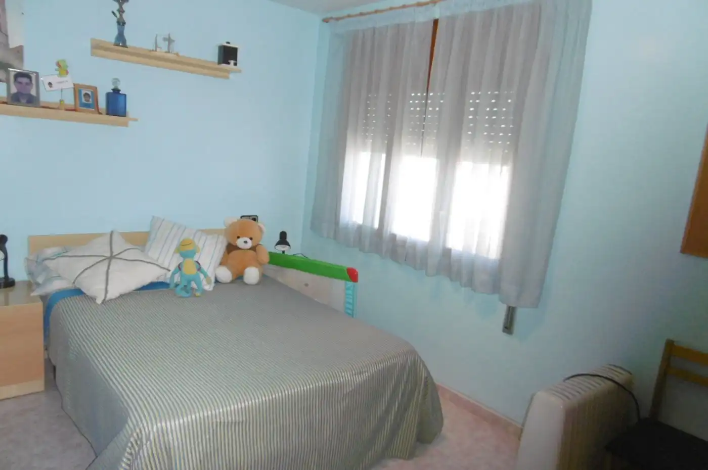 Dormitori de Casa o xalet en venda en Tortosa amb Calefacció, Jardí privat i Terrassa