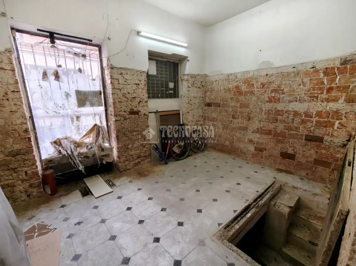 Edificio en venta en Almendrales