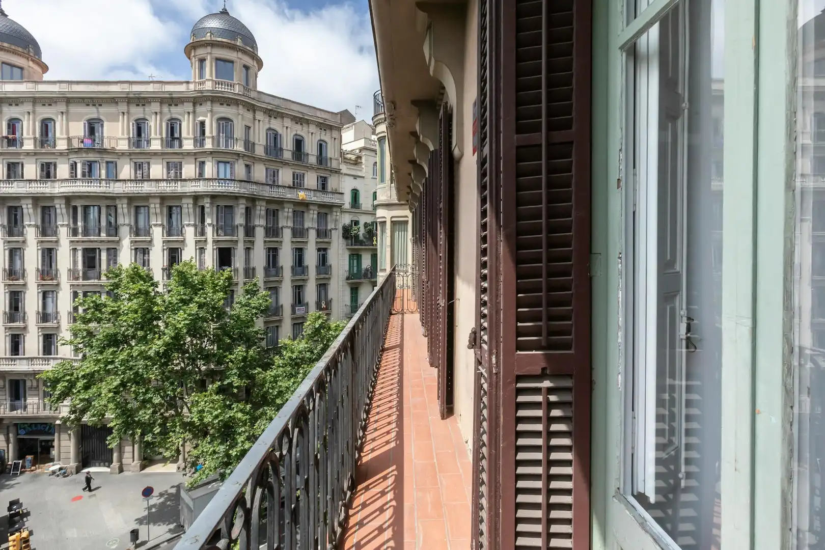 Balcony of Flat for share in Barcelona  with Air Conditioner, Heating and Furnished