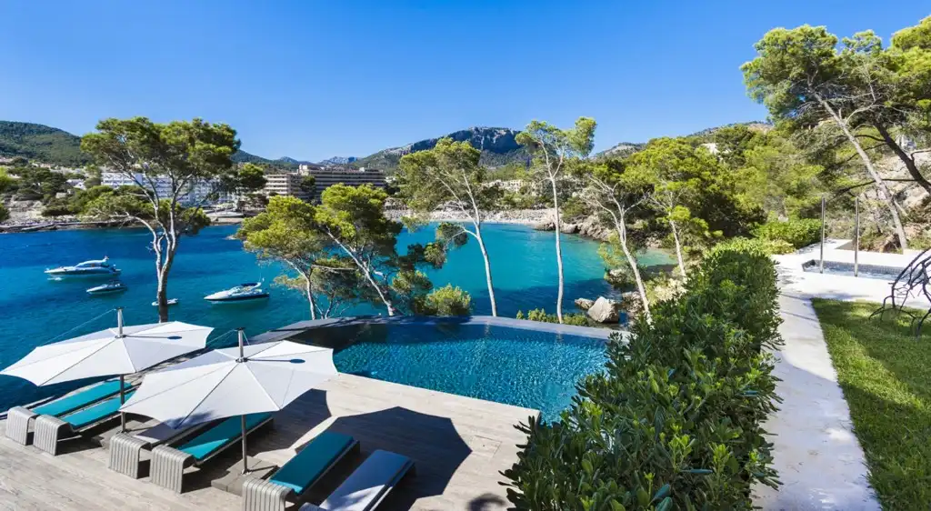 Houses for sale in Es Camp de Mar