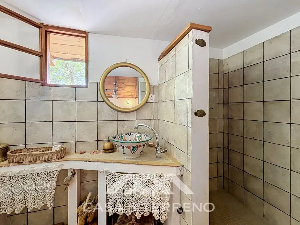 Badezimmer von Haus zum Verkauf in Vélez-Málaga mit Klimaanlage und Terrasse