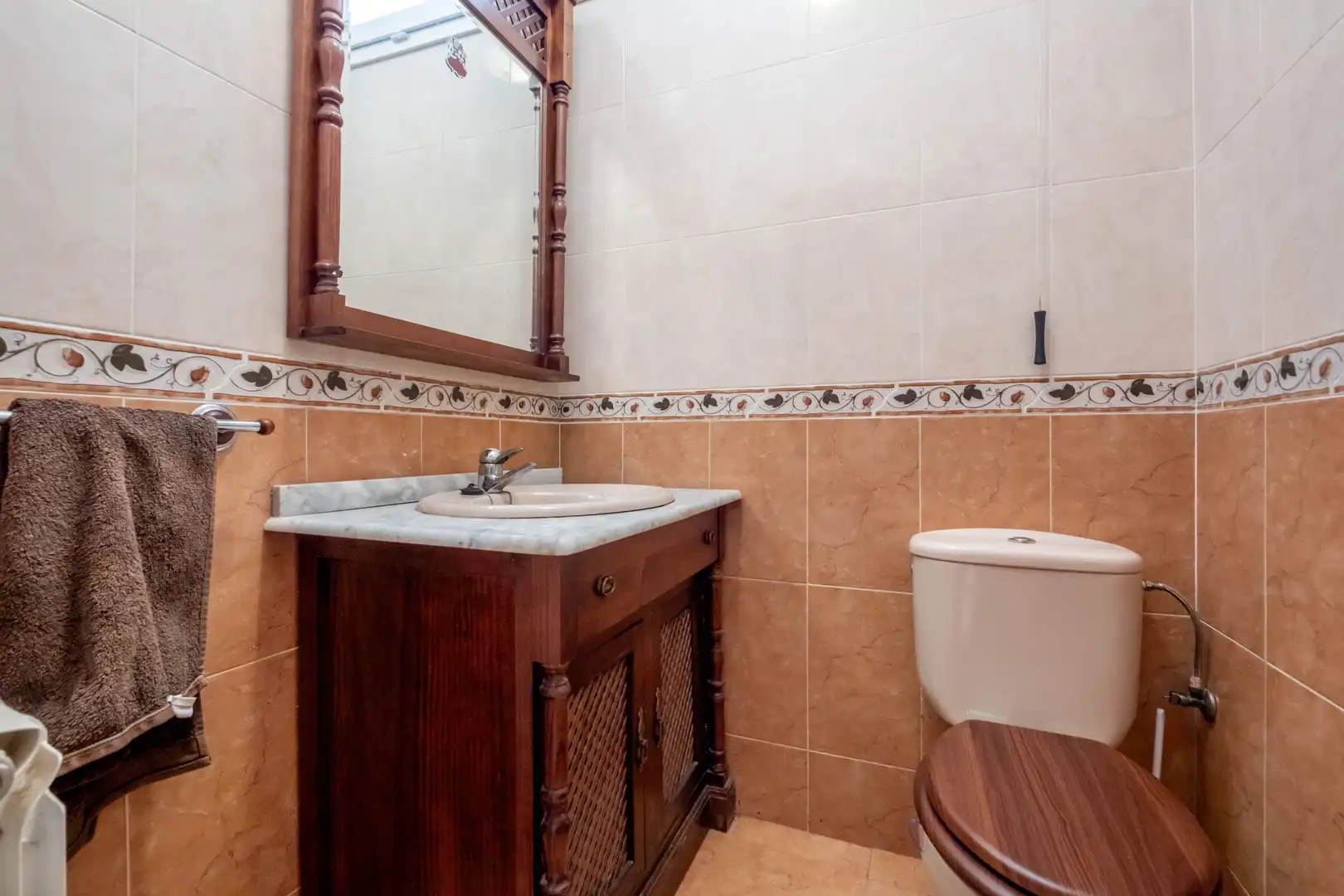 Bany de Casa o xalet en venda en Zaragoza amb Jardí privat, Terrassa i Traster