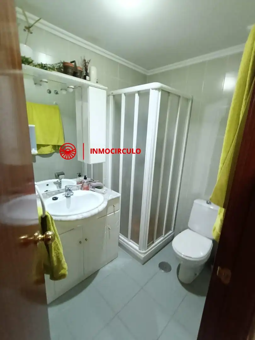 Baño de Dúplex en venta en Burgos con Terraza