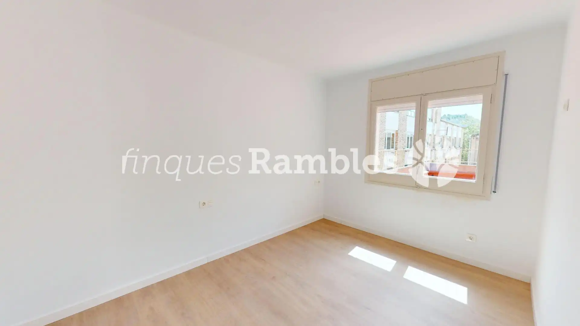 Habitación de Piso en venta en Igualada con Parquet y Terraza