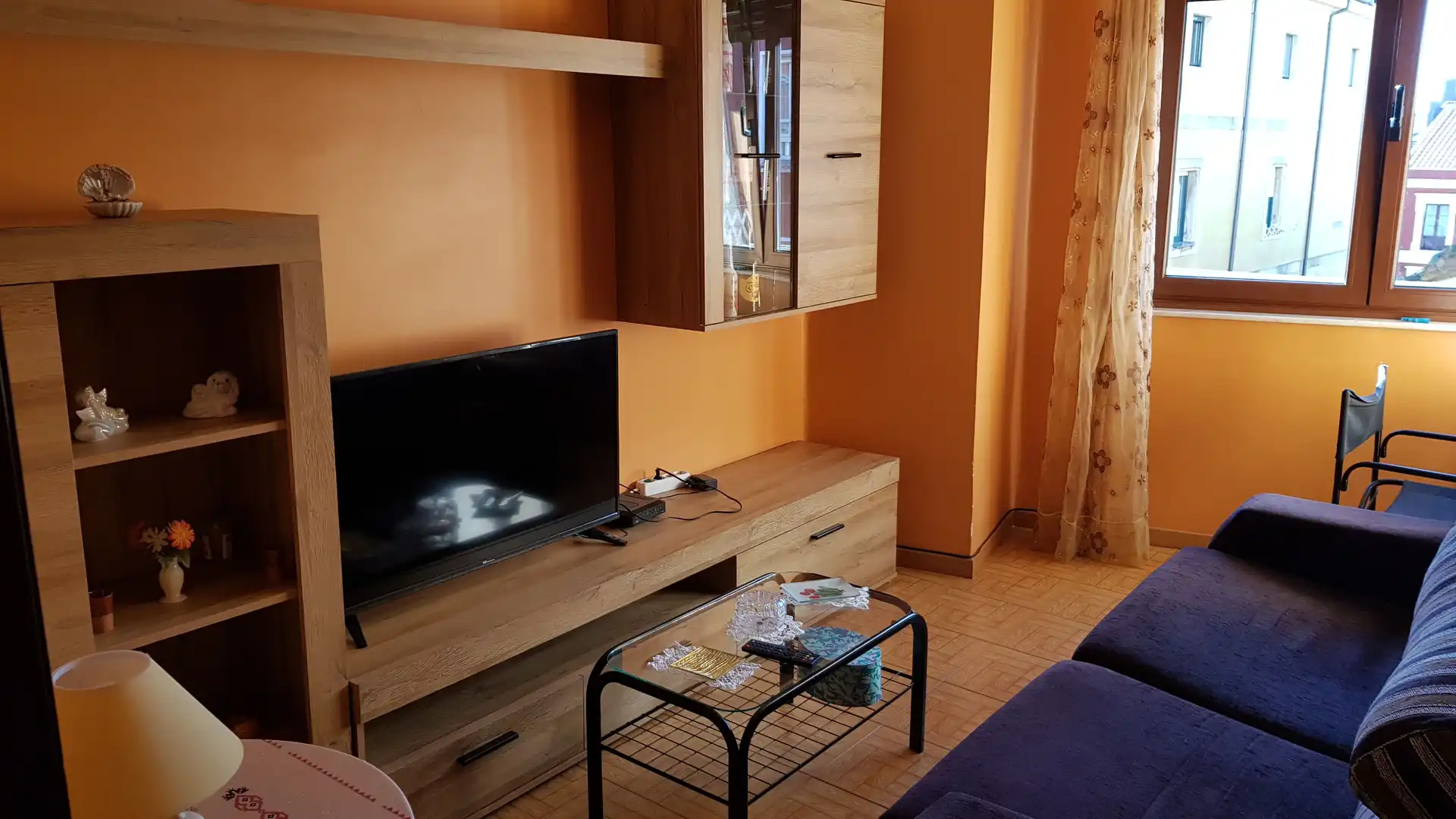 Flat for rent in Plaza de la Soledad, Cimadevilla