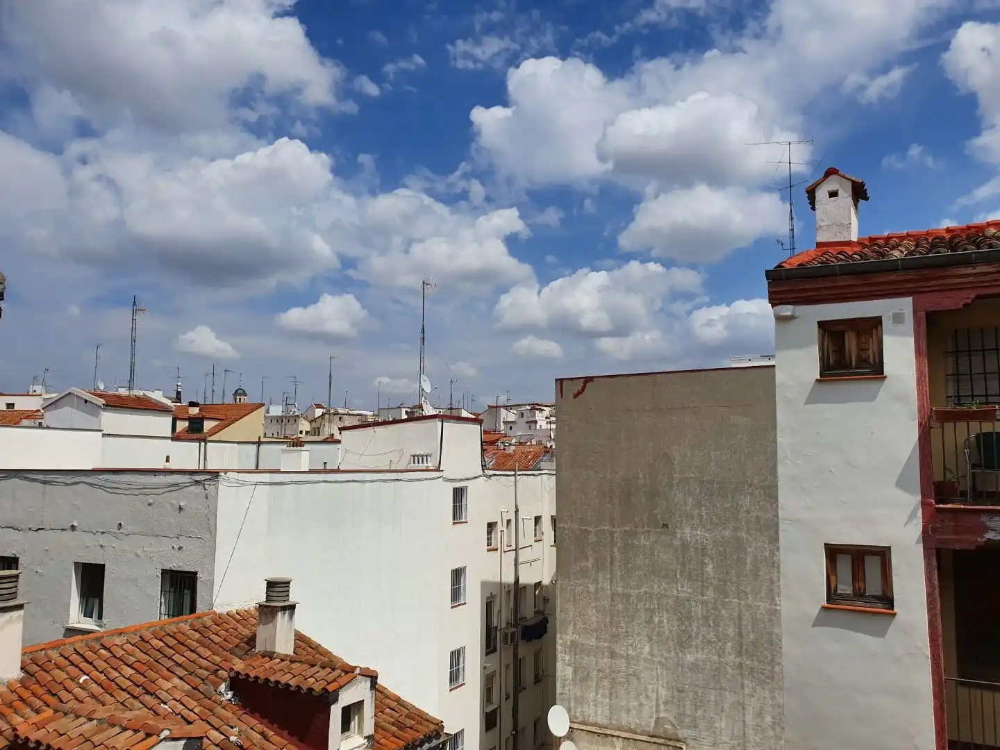 Vista exterior de Ático de alquiler en Madrid con Aire acondicionado, Calefacción y Terraza