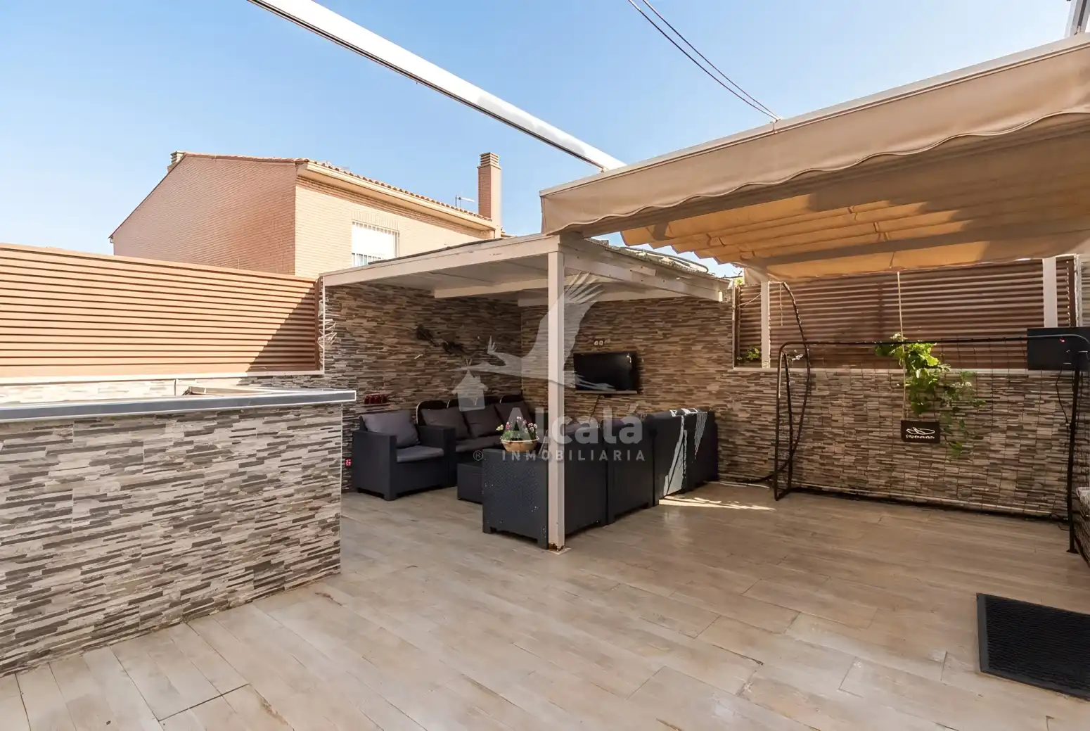 Terraza de Casa adosada en venta en Valdeavero con Aire acondicionado, Calefacción y Jardín privado